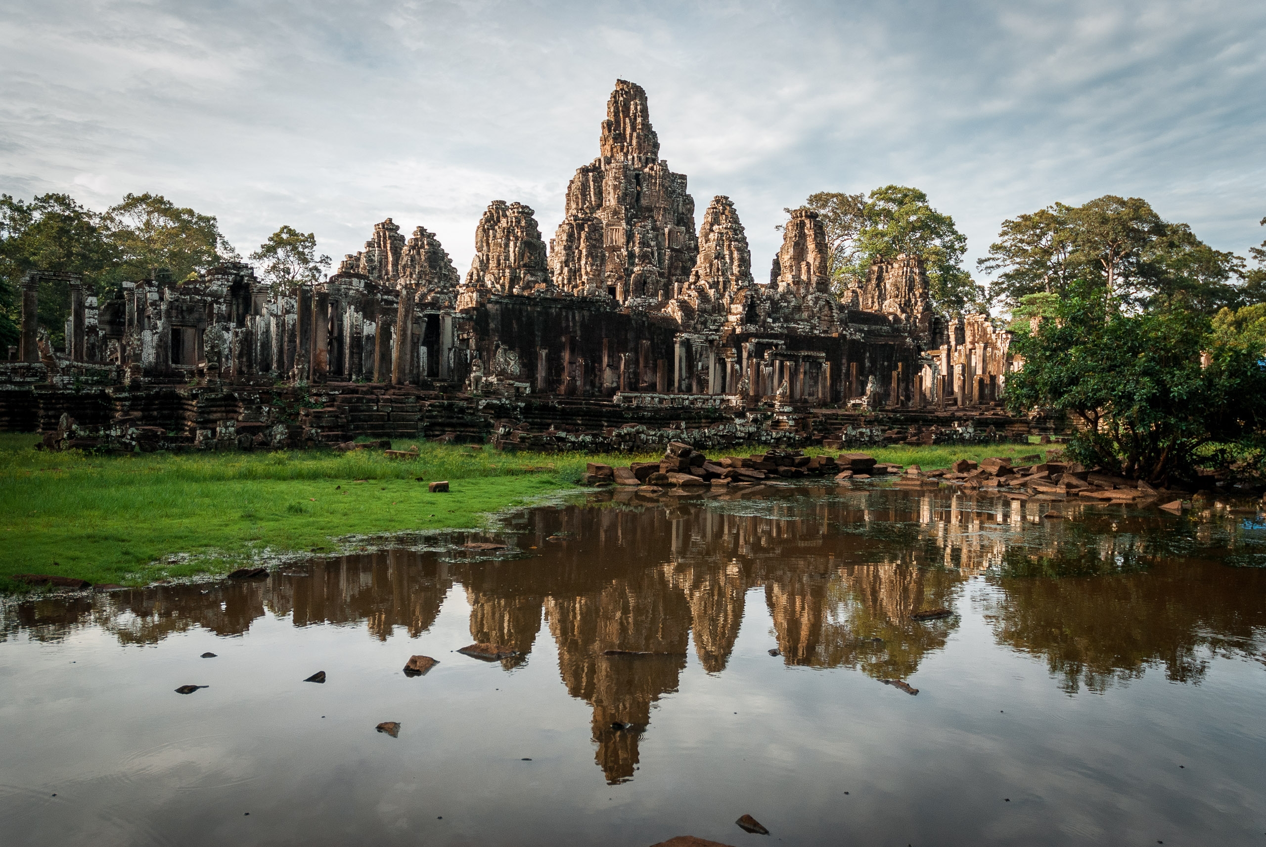 Cambodia - Angkor Wat - 2007-0626-DSC_0104_45313