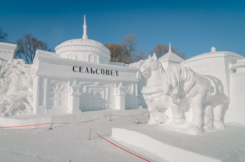 China - Harbin Ice Festival - 2012-0108-DSC_2102_117384