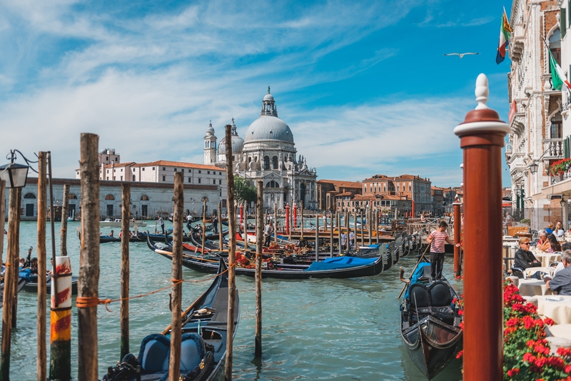 Life on the Grand Canal