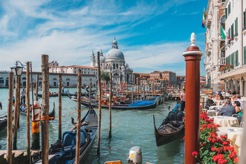 The Grand Canal and the Santa Maria Della Salute Church 2