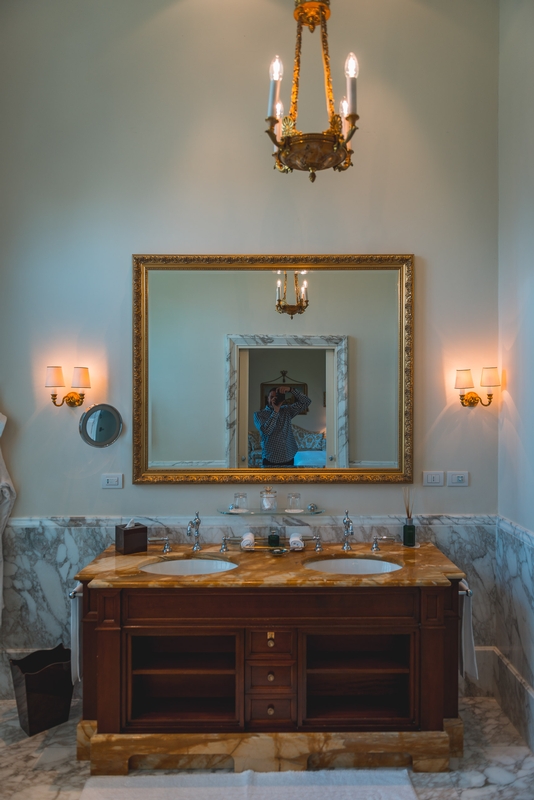 The Bathroom at the Four Seasons Firenze 3