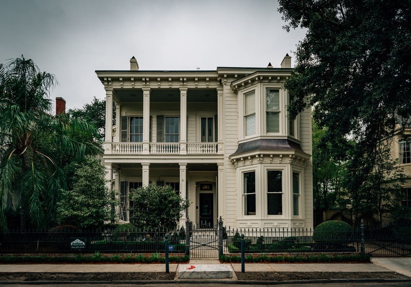 The Haunted Houses of New Orleans 6