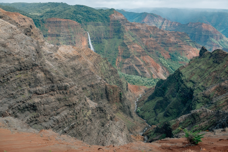 Overlooking Waimea Canyon 3