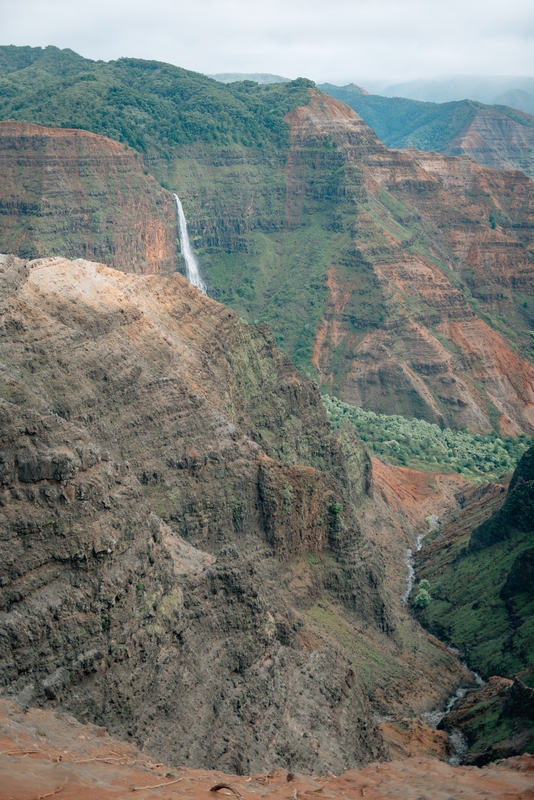 Overlooking Waimea Canyon 4