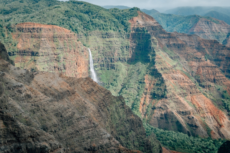 Overlooking Waimea Canyon 8