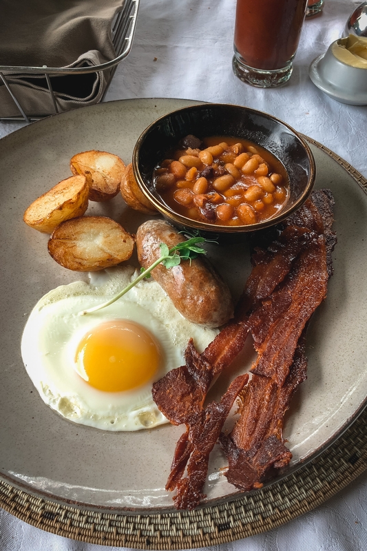 Classic Full English Breakfast Plate