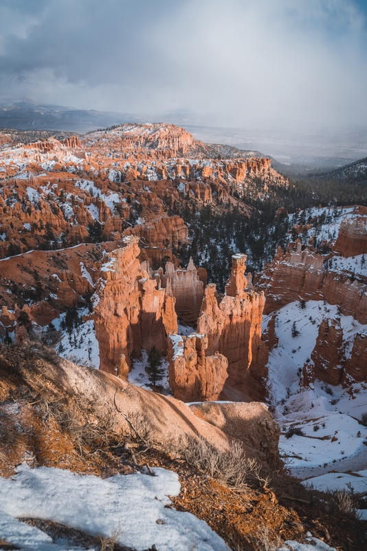 The Sun Breaks at Sunset Point