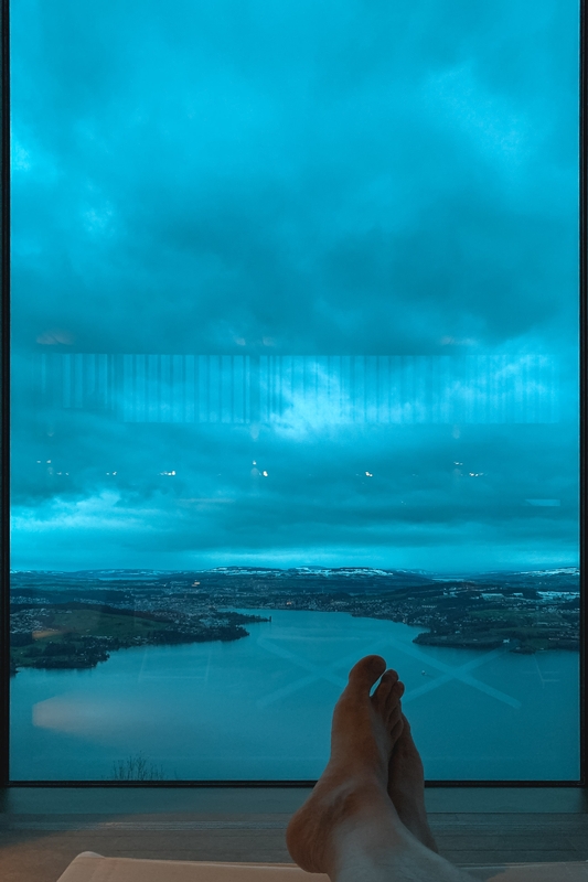 Barefoot Mountain Lake View