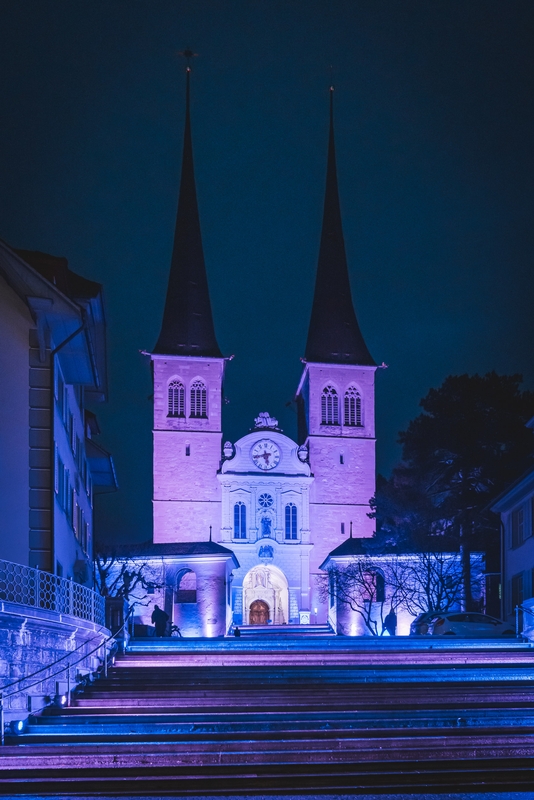 Saint Leodegar at Night