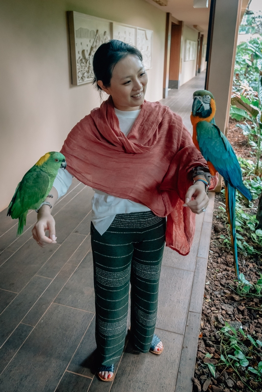 Jessica Uliuli and Unnamed Parrot