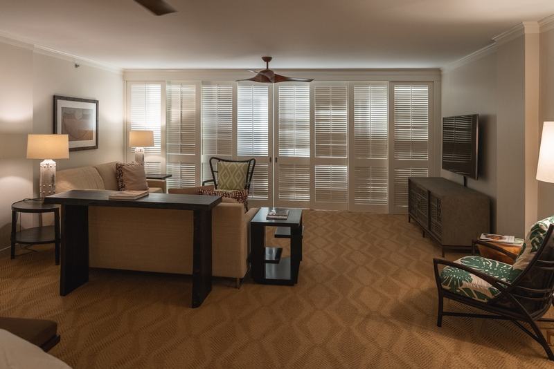 Luxurious Hotel Suite With Lanai Access